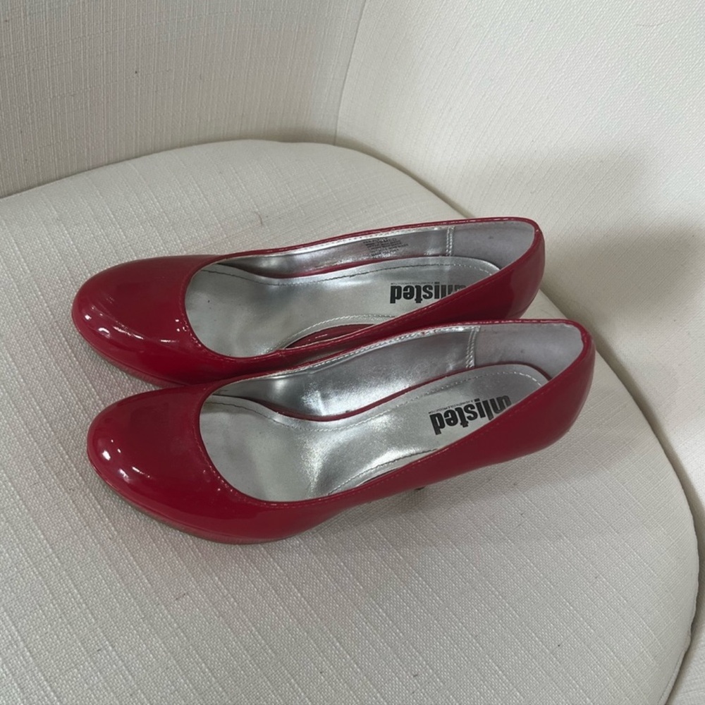 Red heels, size 10